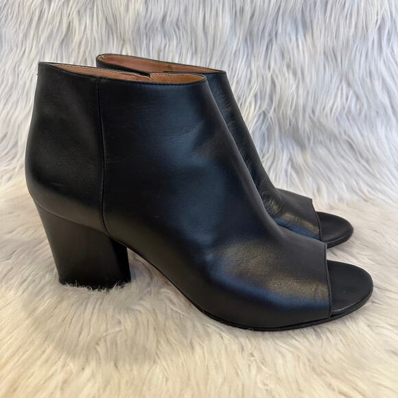 Maison Martin Margiela Shoes - Maison Margiela Open Toe Ankle Boots Leather Peeptoe Block Heel Booties, Black